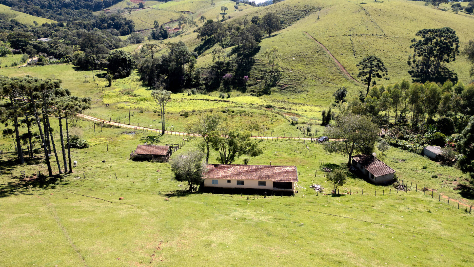 #CFA003 - Chácara para Venda em Camanducaia - MG